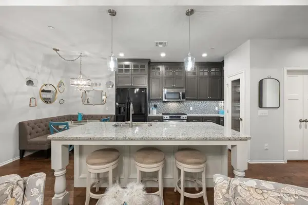 525 Outer Banks WAY, Edmond, OK 73034