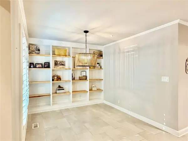 16 Windbrook, Norman, OK 73072