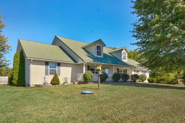 1519 E 515th RD, Brighton, MO 65617