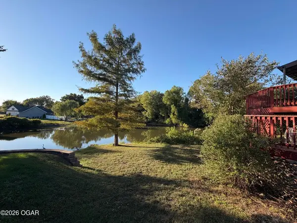 1910 N Cattails DR, Joplin, MO 64801