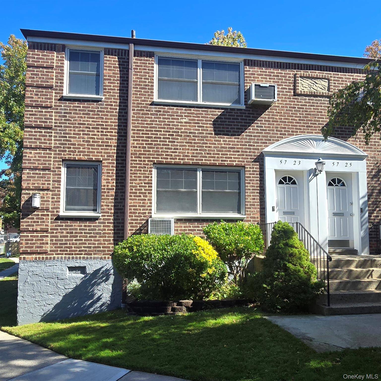 57-23 Marathon Pkwy #1st Fl, Little Neck, NY 11362