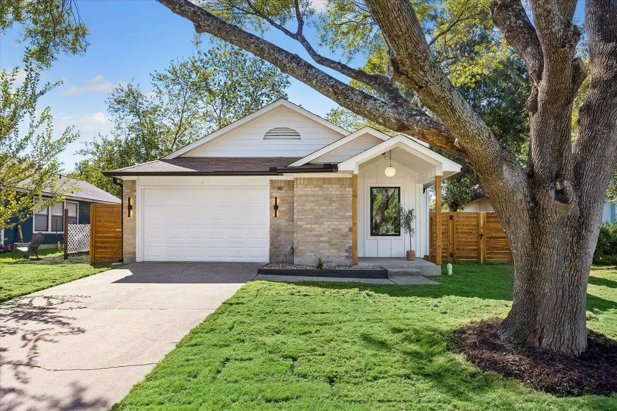 8406 Cockney DR, Austin, TX 78748