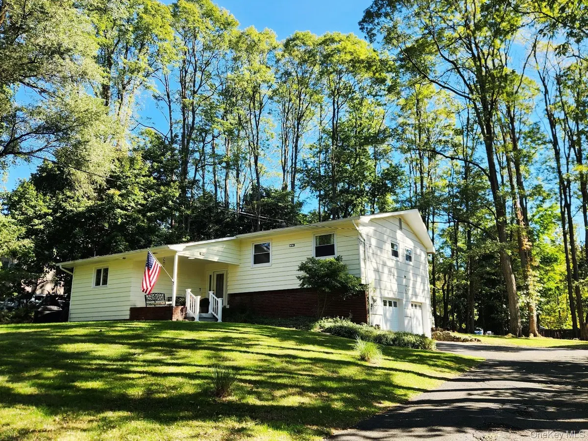 6 ADELE BLVD, Spring Valley, NY 10977