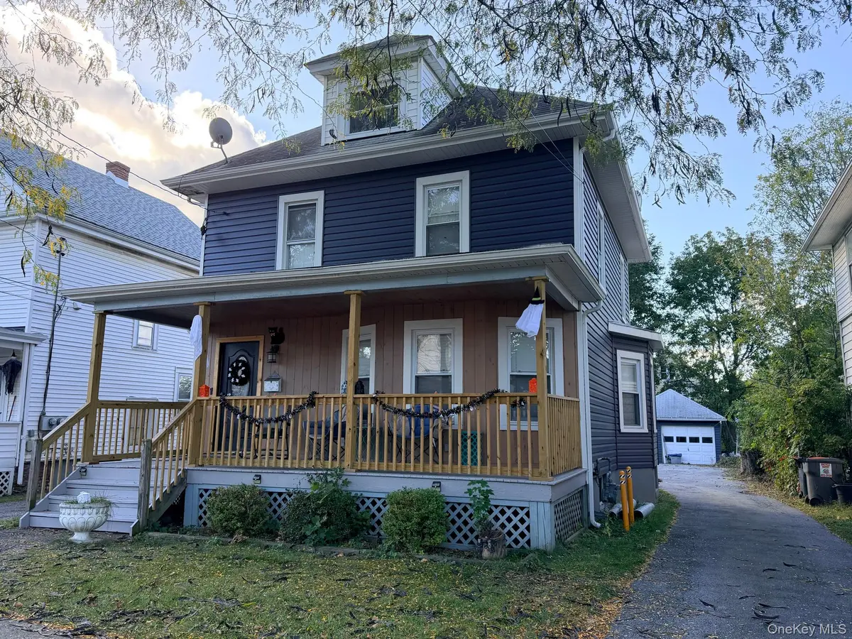 7 Lewis AVE, Poughkeepsie, NY 12603