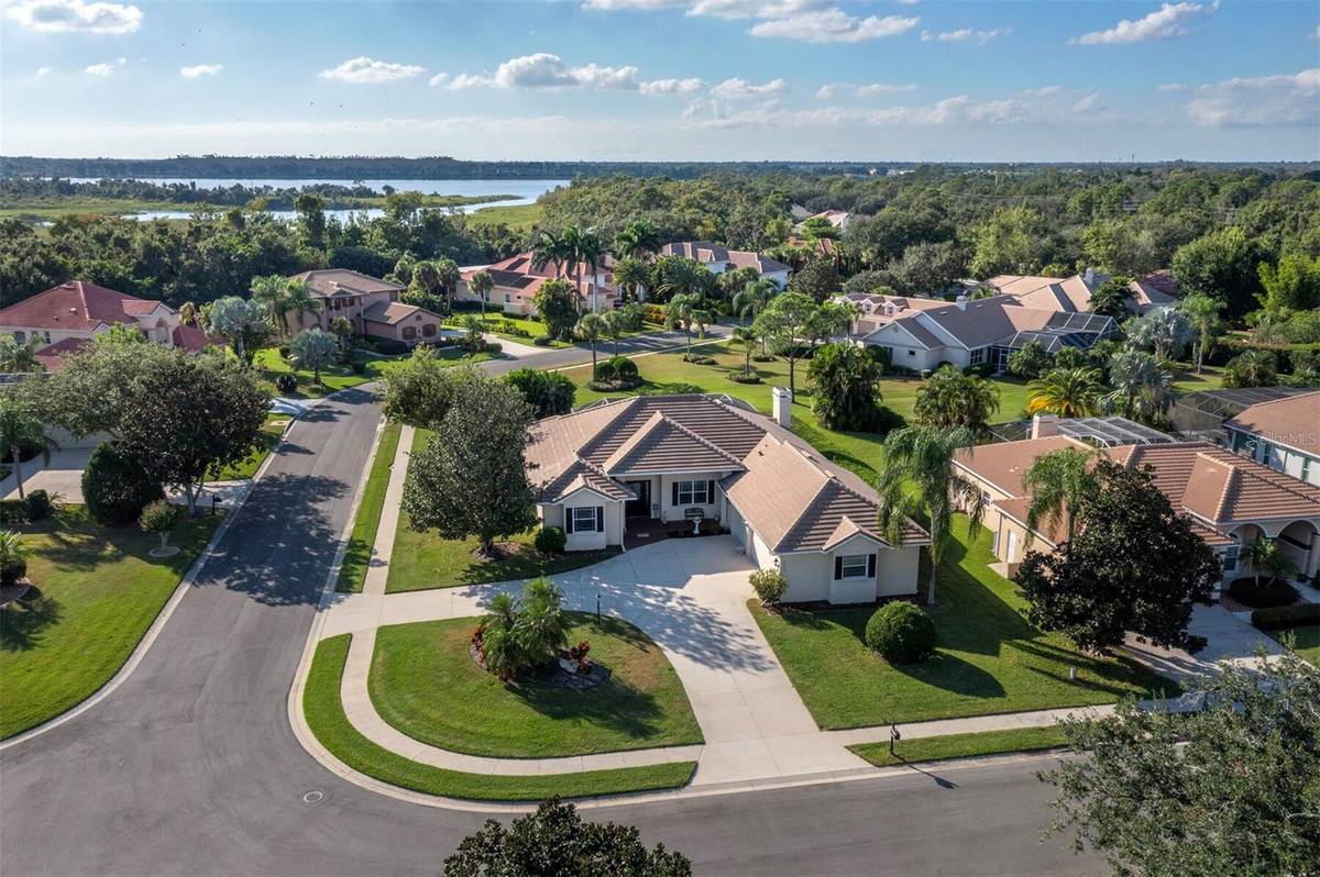 6643 BUTLERS CREST DR, Bradenton, FL 34203