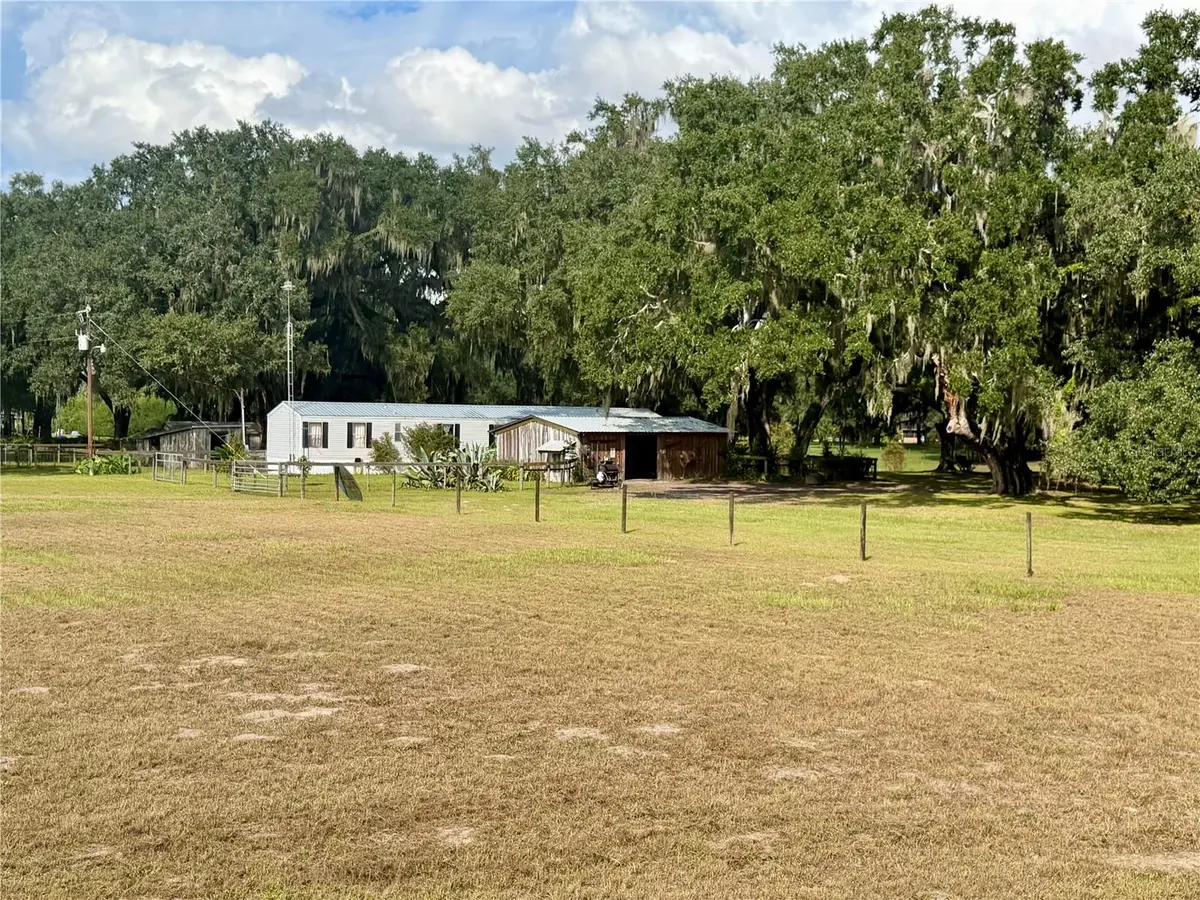 2531 CR 546A, Bushnell, FL 33513