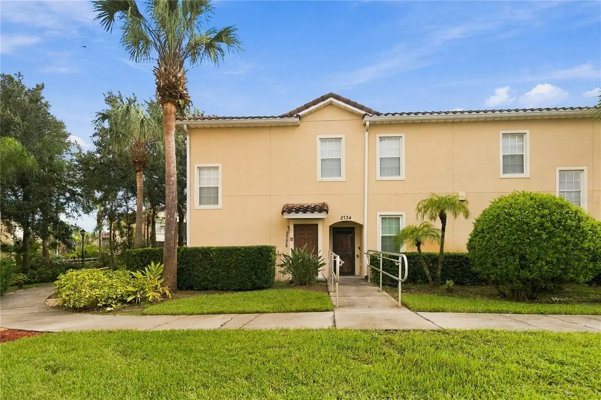 2736 OAKWATER DR, Kissimmee, FL 34747