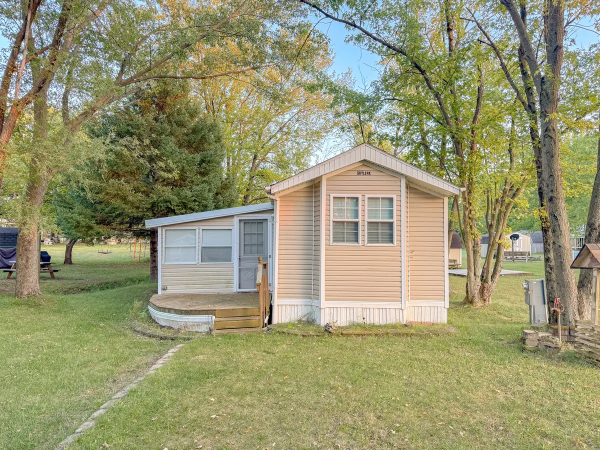 29/140 Woodhaven, Sublette, IL 61367