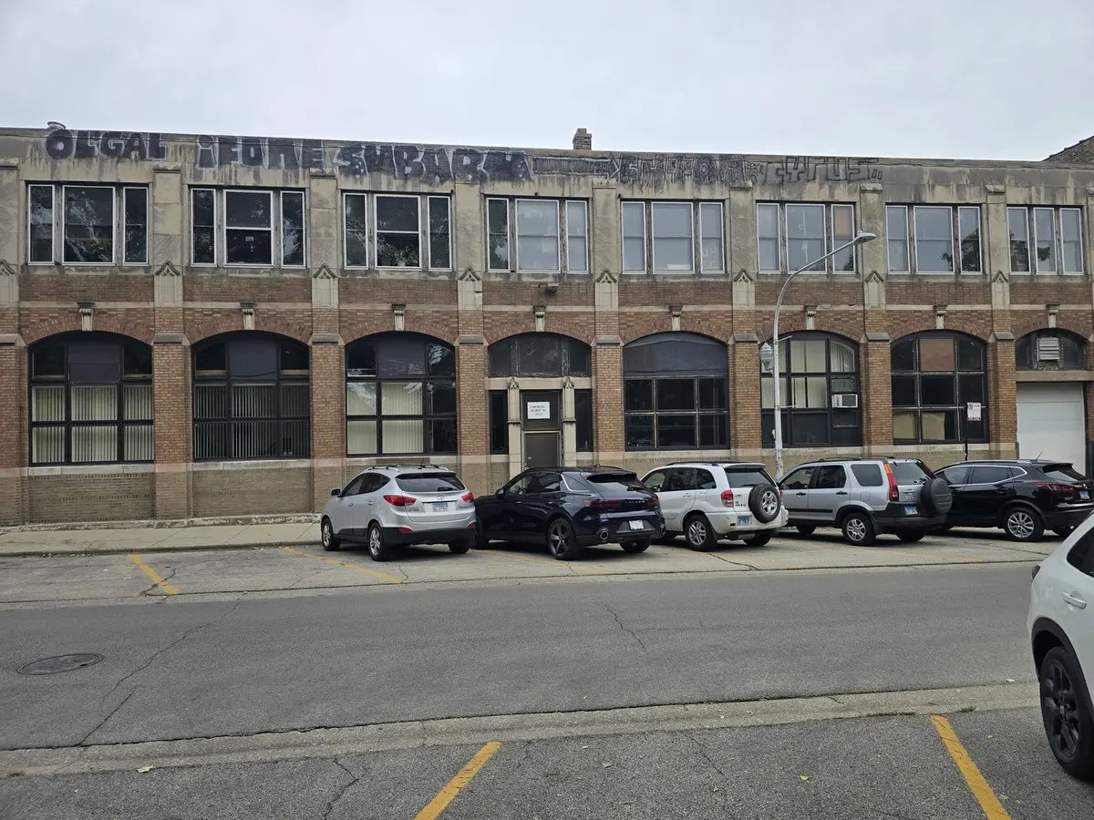 4321 N Ravenswood AVE, Chicago, IL 60613