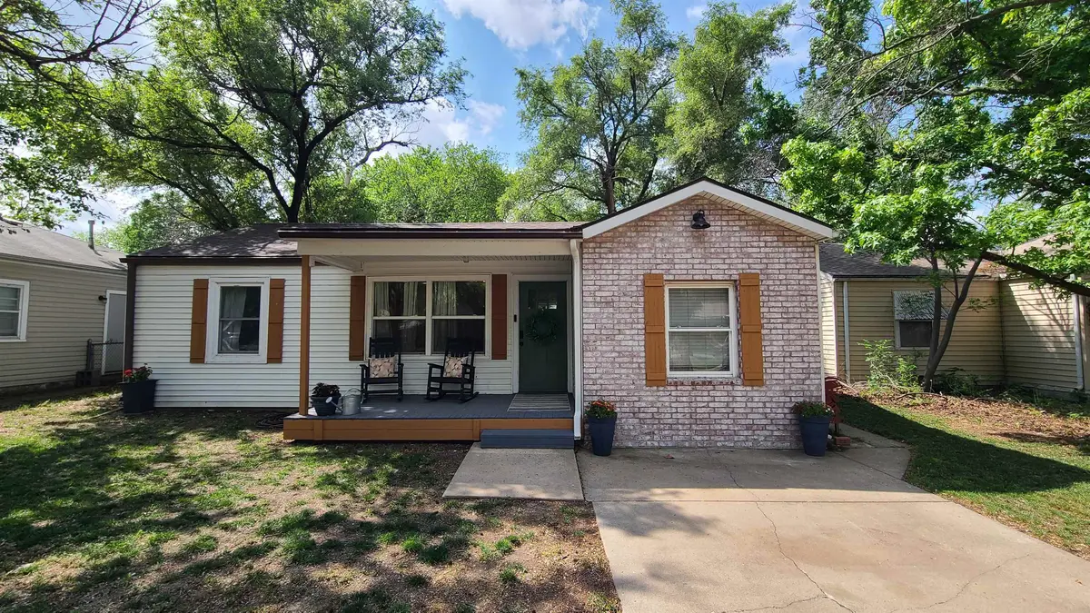 1106 E 7th, Wellington, KS 67152