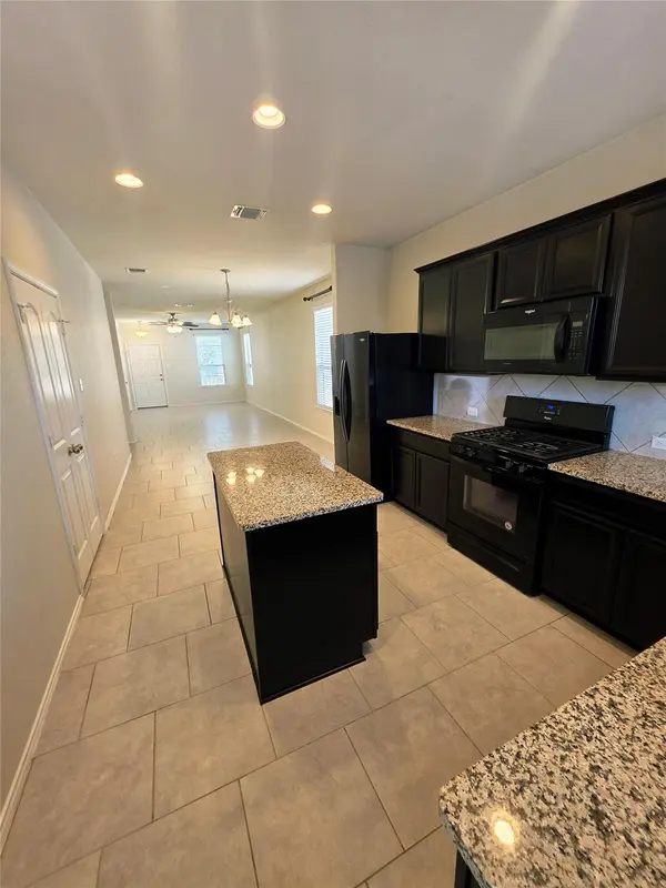 509 Coffee Berry DR, Georgetown, TX 78626