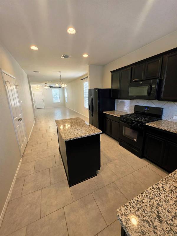 509 Coffee Berry DR, Georgetown, TX 78626