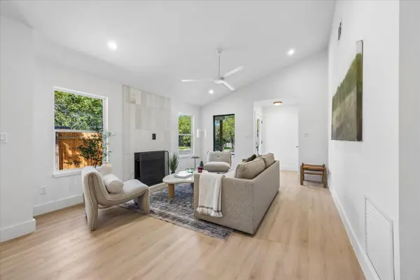 8406 Cockney DR, Austin, TX 78748