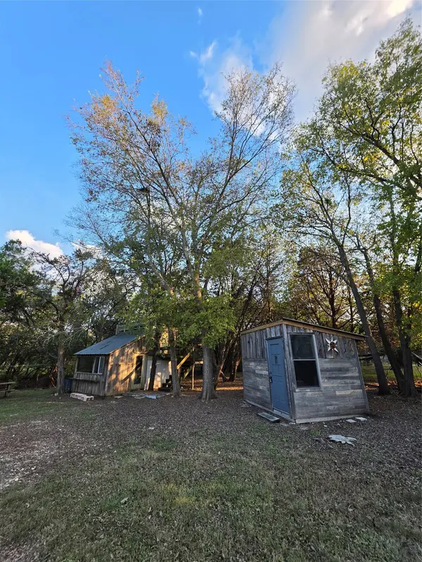 311 Barton Meadow DR, Dripping Springs, TX 78620