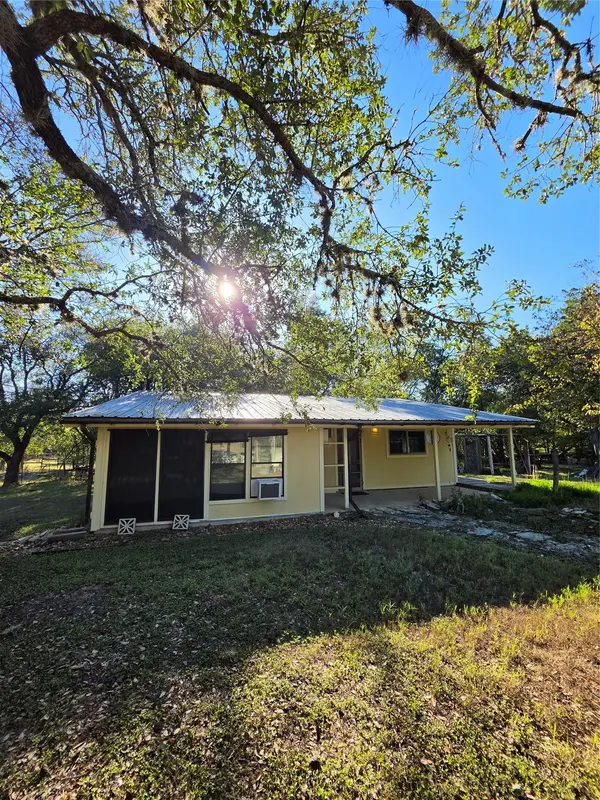 311 Barton Meadow DR, Dripping Springs, TX 78620