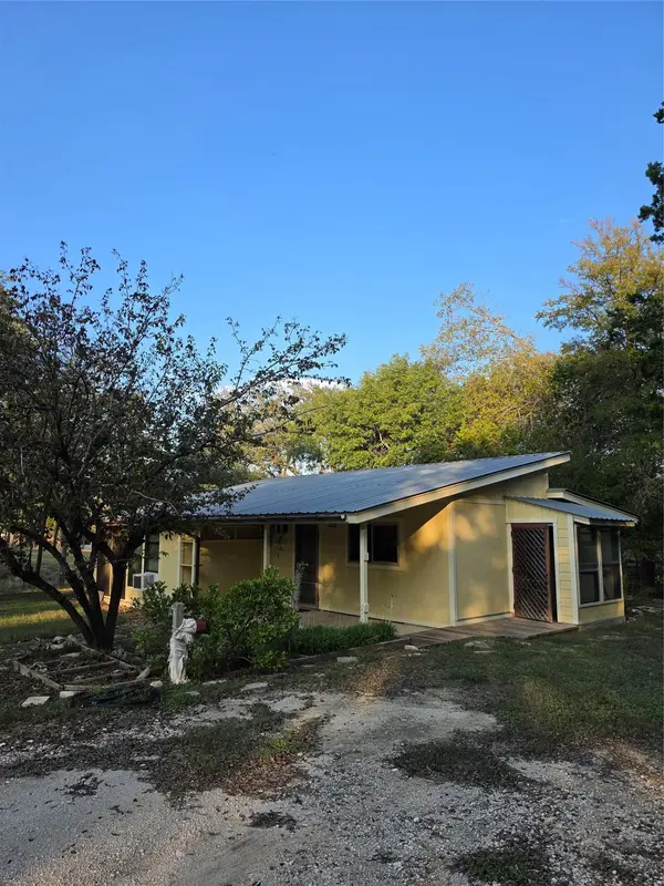 311 Barton Meadow DR, Dripping Springs, TX 78620