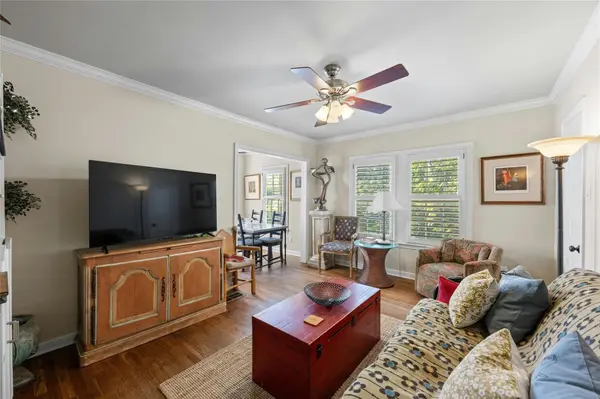 2021 Travis Heights BLVD #1002, Austin, TX 78704