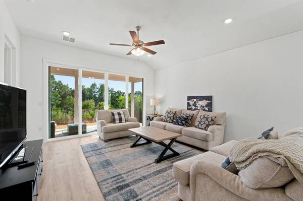 421 Peace Pipe WAY, Georgetown, TX 78628