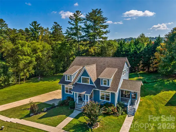 10 Warbler DR, Fletcher, NC 28732