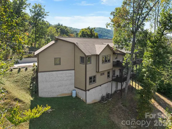 14 Herron View LN #14A, Weaverville, NC 28787