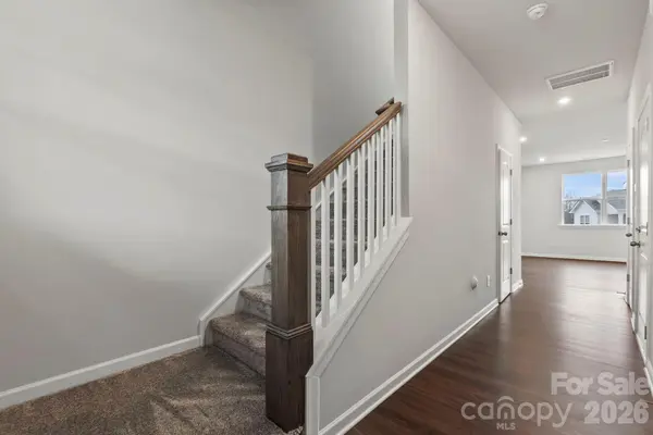 843 Olde England DR, Lincolnton, NC 28092