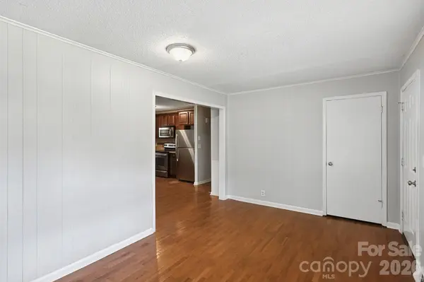 1316 Mayberry RD, Dallas, NC 28034
