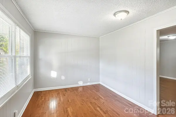 1316 Mayberry RD, Dallas, NC 28034