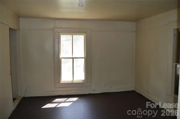 247 N Main ST, Troutman, NC 28166