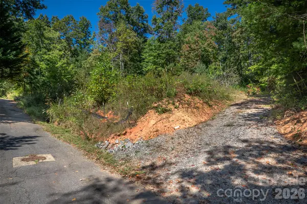 21 W Keesler ST, Black Mountain, NC 28711