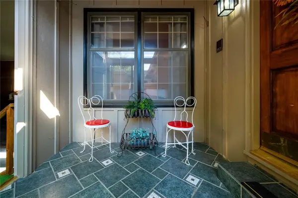 2214 CONDOLEA TER, Leawood, KS 66209