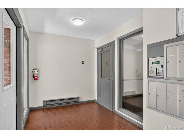 431 S Kalispell #202, Aurora, CO 80017