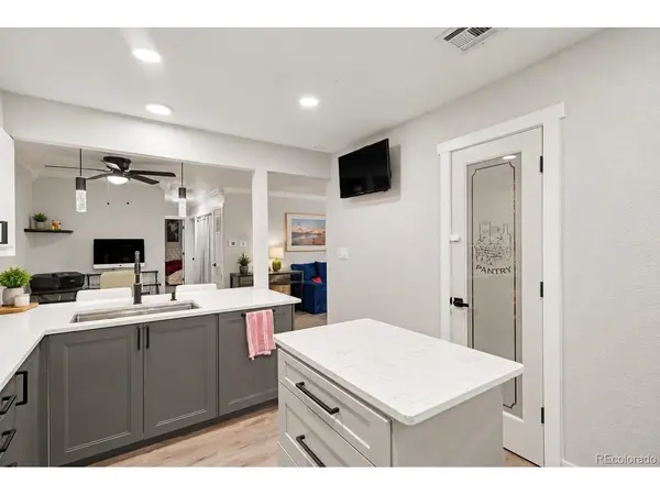 7195 S Gaylord #C12, Littleton, CO 80122