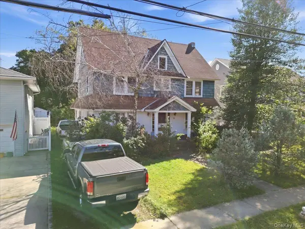 21 Sherman AVE, Rockville Centre, NY 11570