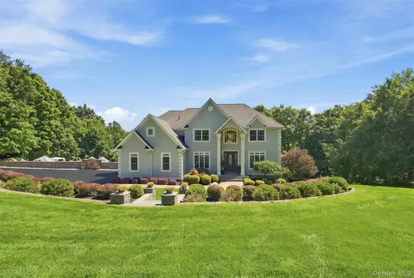 34 Woodcrest LN, Goshen, NY 10924