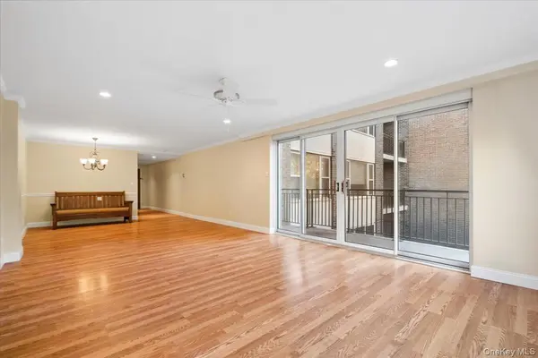 20 Old Mamaroneck RD #3L, White Plains, NY 10605