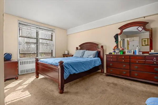 65-15 38th AVE #5Z, Woodside, NY 11377