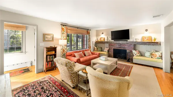 214 Foss DR, Nyack, NY 10960