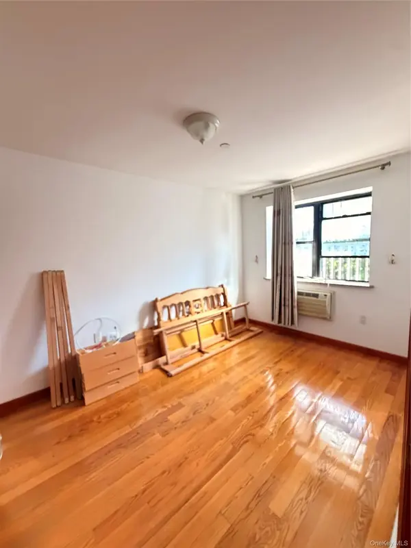 4040 68th ST #2A, Woodside, NY 11377