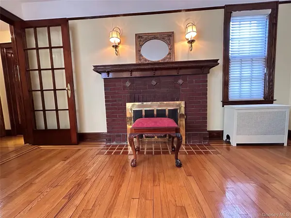 3709 222nd ST, Bayside, NY 11361