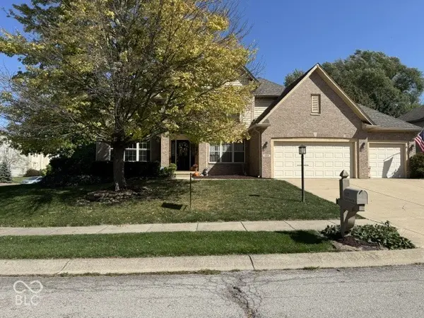 11023 Timberview DR, Fishers, IN 46037