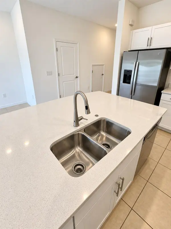 8556 LUNAR SKYE ST, Sarasota, FL 34241
