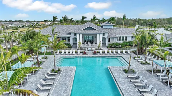 10130 CRYSTAL ISLES CIR, Sarasota, FL 34241