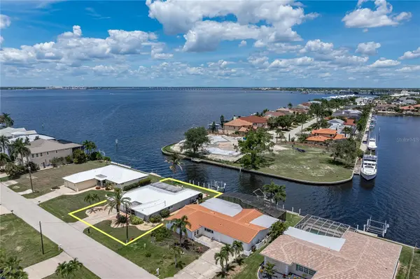 2211 PALM TREE DR, Punta Gorda, FL 33950