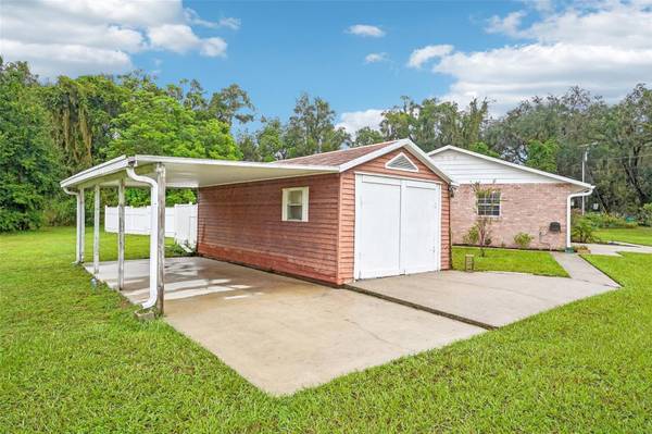 101 W LEMON ST, Lady Lake, FL 32159