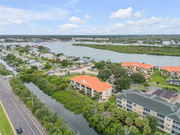 466 BOUCHELLE DR #303, New Smyrna Beach, FL 32169