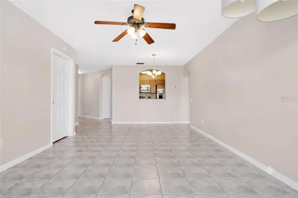 3930 SOUTHPOINTE DR #214, Orlando, FL 32822