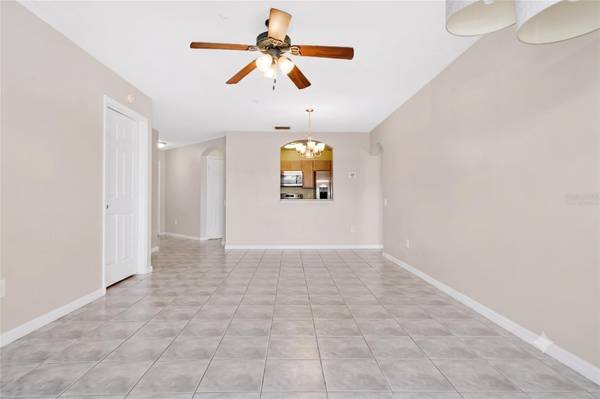 3930 SOUTHPOINTE DR #214, Orlando, FL 32822