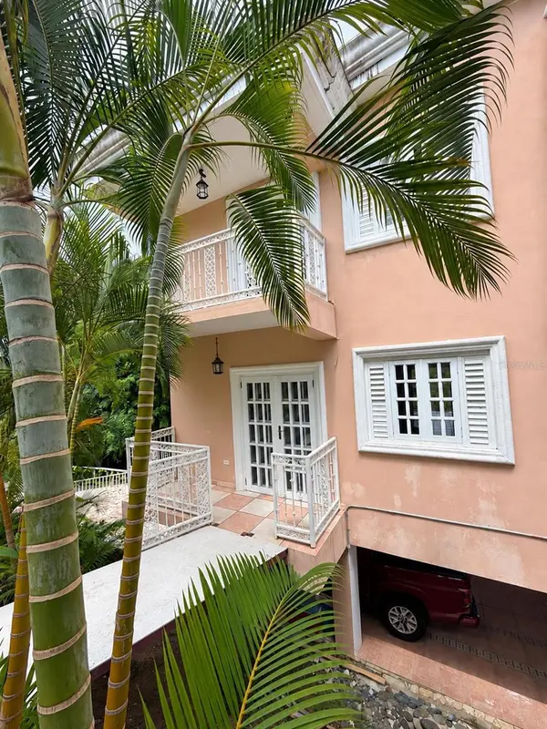 185 road KM4.6 BO CAMPO RICO, Canovanas, PR 00729