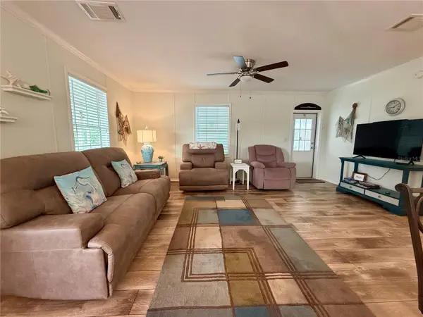 260 S PORT ROYAL LN, Apollo Beach, FL 33572