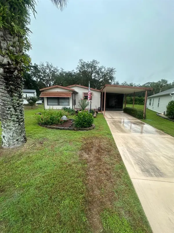 438 TARRSON BLVD, Lady Lake, FL 32159